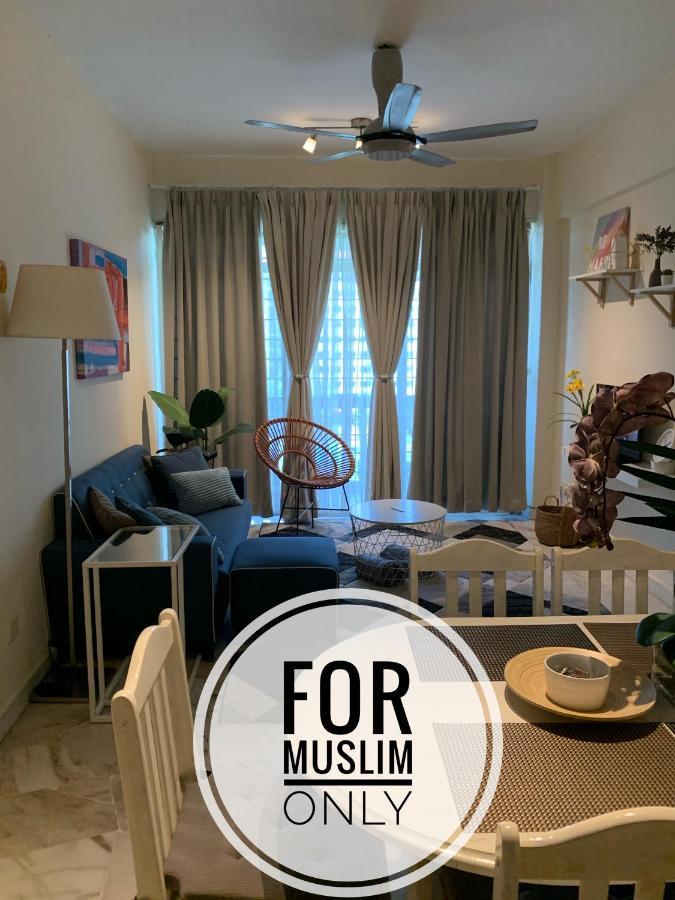 Port Dickson Glory Beach Resort Apartment 5Pax 3Br Екстер'єр фото